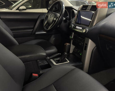 Черный Тойота Ленд Крузер Прадо, объемом двигателя 2.98 л и пробегом 290 тыс. км за 21999 $, фото 17 на Automoto.ua