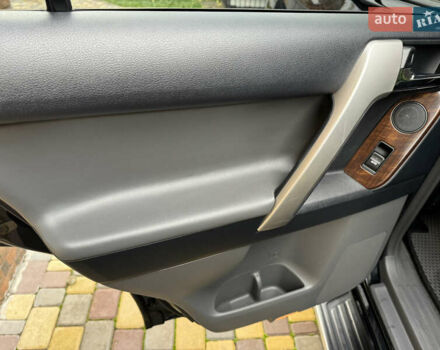 Черный Тойота Ленд Крузер Прадо, объемом двигателя 3.96 л и пробегом 203 тыс. км за 24500 $, фото 33 на Automoto.ua