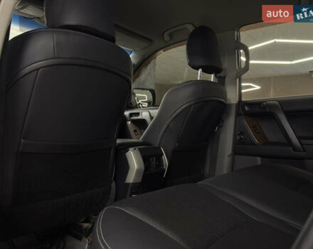 Черный Тойота Ленд Крузер Прадо, объемом двигателя 2.98 л и пробегом 290 тыс. км за 21999 $, фото 18 на Automoto.ua