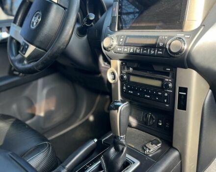 Чорний Тойота Ленд Крузер Прадо, об'ємом двигуна 4 л та пробігом 260 тис. км за 22500 $, фото 7 на Automoto.ua