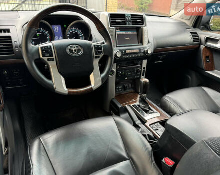 Черный Тойота Ленд Крузер Прадо, объемом двигателя 3.96 л и пробегом 203 тыс. км за 24500 $, фото 32 на Automoto.ua