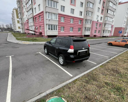 Черный Тойота Ленд Крузер Прадо, объемом двигателя 3.96 л и пробегом 258 тыс. км за 19799 $, фото 5 на Automoto.ua