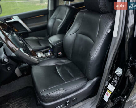 Черный Тойота Ленд Крузер Прадо, объемом двигателя 4 л и пробегом 242 тыс. км за 25000 $, фото 13 на Automoto.ua