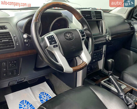 Черный Тойота Ленд Крузер Прадо, объемом двигателя 3 л и пробегом 230 тыс. км за 19950 $, фото 6 на Automoto.ua