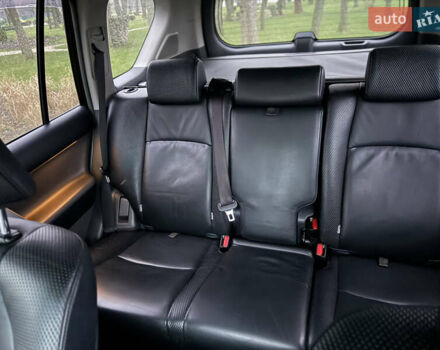 Черный Тойота Ленд Крузер Прадо, объемом двигателя 4 л и пробегом 242 тыс. км за 25000 $, фото 15 на Automoto.ua