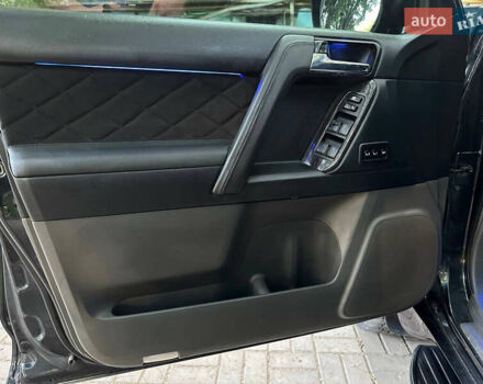 Черный Тойота Ленд Крузер Прадо, объемом двигателя 4 л и пробегом 243 тыс. км за 21500 $, фото 17 на Automoto.ua