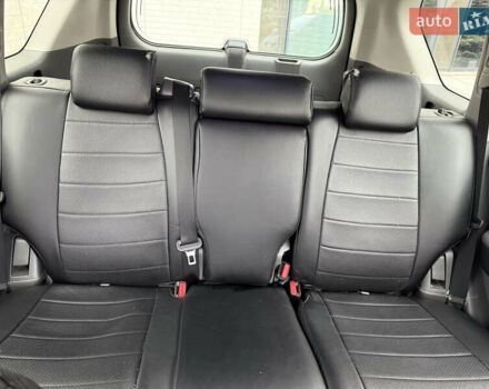 Чорний Тойота Ленд Крузер Прадо, об'ємом двигуна 2.69 л та пробігом 267 тис. км за 17900 $, фото 13 на Automoto.ua