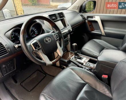 Черный Тойота Ленд Крузер Прадо, объемом двигателя 3.96 л и пробегом 203 тыс. км за 24500 $, фото 21 на Automoto.ua