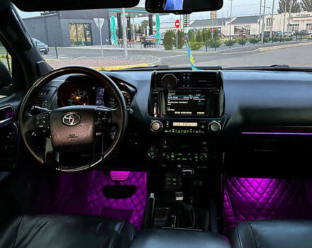 Черный Тойота Ленд Крузер Прадо, объемом двигателя 4 л и пробегом 243 тыс. км за 21500 $, фото 8 на Automoto.ua