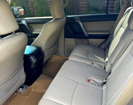 Тойота Ленд Крузер Прадо 2010 у Славянске на Automoto.ua Чорний Тойота Ленд Крузер Прадо, об'ємом двигуна 2.7 л та пробігом 183 тис. км за 21000 $, фото 3 на Automoto.ua