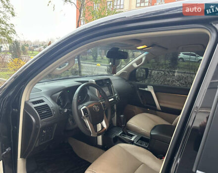 Черный Тойота Ленд Крузер Прадо, объемом двигателя 4 л и пробегом 193 тыс. км за 25000 $, фото 2 на Automoto.ua