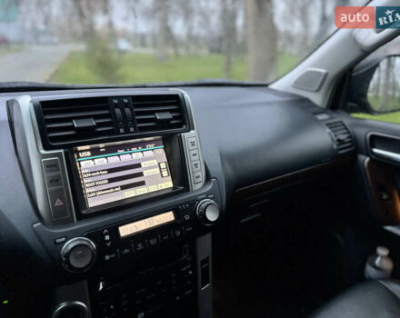 Черный Тойота Ленд Крузер Прадо, объемом двигателя 4 л и пробегом 242 тыс. км за 25000 $, фото 24 на Automoto.ua