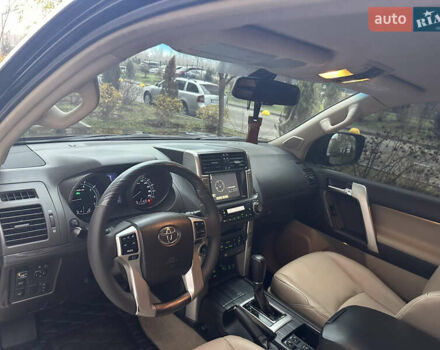 Черный Тойота Ленд Крузер Прадо, объемом двигателя 4 л и пробегом 193 тыс. км за 25000 $, фото 24 на Automoto.ua