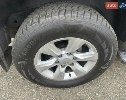 Черный Тойота Ленд Крузер Прадо, объемом двигателя 4 л и пробегом 198 тыс. км за 19700 $, фото 23 на Automoto.ua