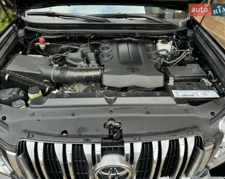 Черный Тойота Ленд Крузер Прадо, объемом двигателя 3.96 л и пробегом 203 тыс. км за 24500 $, фото 39 на Automoto.ua