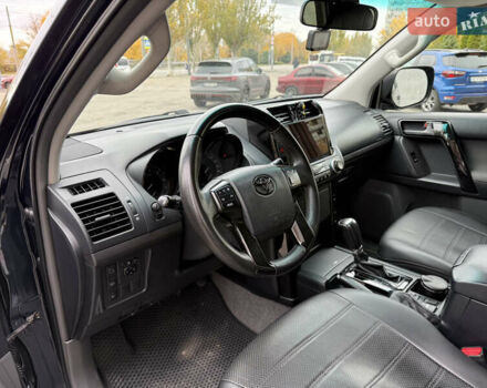 Чорний Тойота Ленд Крузер Прадо, об'ємом двигуна 2.69 л та пробігом 267 тис. км за 17900 $, фото 14 на Automoto.ua