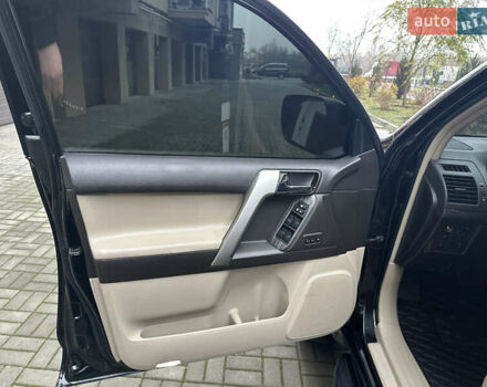 Черный Тойота Ленд Крузер Прадо, объемом двигателя 4 л и пробегом 193 тыс. км за 25000 $, фото 23 на Automoto.ua