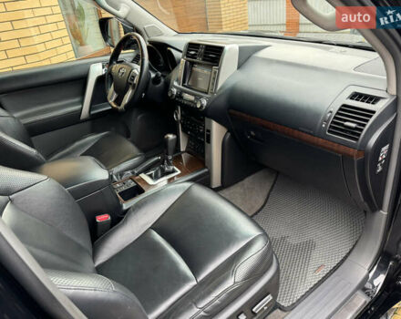 Черный Тойота Ленд Крузер Прадо, объемом двигателя 3.96 л и пробегом 203 тыс. км за 24500 $, фото 24 на Automoto.ua