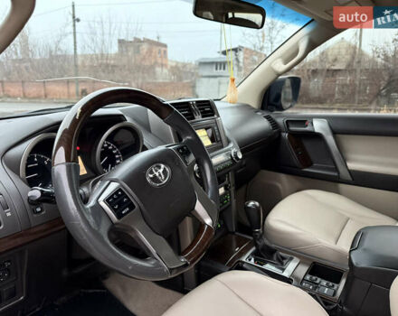 Черный Тойота Ленд Крузер Прадо, объемом двигателя 4 л и пробегом 199 тыс. км за 21600 $, фото 40 на Automoto.ua