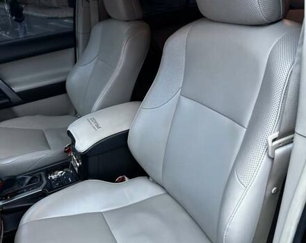 Черный Тойота Ленд Крузер Прадо, объемом двигателя 2.7 л и пробегом 240 тыс. км за 22800 $, фото 3 на Automoto.ua