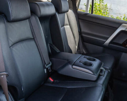 Чорний Тойота Ленд Крузер Прадо, об'ємом двигуна 2.98 л та пробігом 155 тис. км за 26500 $, фото 30 на Automoto.ua