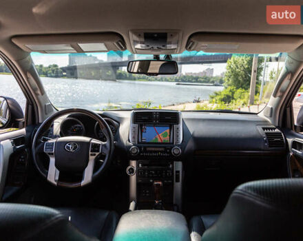 Чорний Тойота Ленд Крузер Прадо, об'ємом двигуна 2.98 л та пробігом 155 тис. км за 26500 $, фото 34 на Automoto.ua