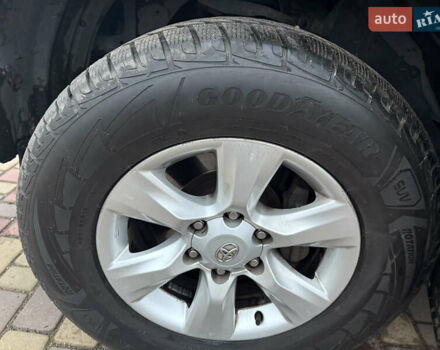 Черный Тойота Ленд Крузер Прадо, объемом двигателя 4 л и пробегом 199 тыс. км за 21600 $, фото 9 на Automoto.ua