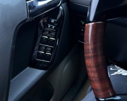 Черный Тойота Ленд Крузер Прадо, объемом двигателя 2.7 л и пробегом 240 тыс. км за 22800 $, фото 8 на Automoto.ua