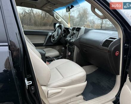 Черный Тойота Ленд Крузер Прадо, объемом двигателя 4 л и пробегом 199 тыс. км за 21600 $, фото 4 на Automoto.ua