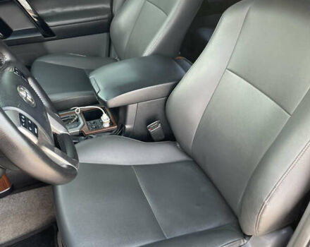 Черный Тойота Ленд Крузер Прадо, объемом двигателя 2.7 л и пробегом 171 тыс. км за 18350 $, фото 16 на Automoto.ua