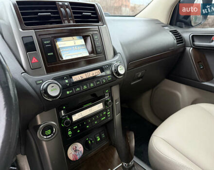 Черный Тойота Ленд Крузер Прадо, объемом двигателя 4 л и пробегом 199 тыс. км за 21600 $, фото 29 на Automoto.ua