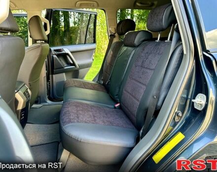 Чорний Тойота Ленд Крузер Прадо, об'ємом двигуна 3 л та пробігом 233 тис. км за 23700 $, фото 11 на Automoto.ua