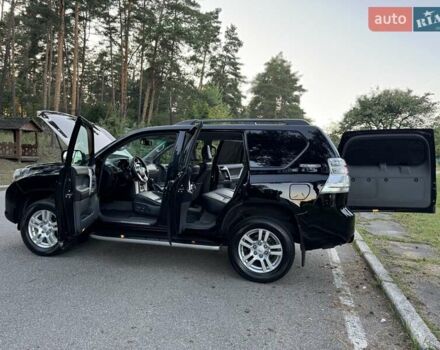 Чорний Тойота Ленд Крузер Прадо, об'ємом двигуна 4 л та пробігом 195 тис. км за 24800 $, фото 29 на Automoto.ua