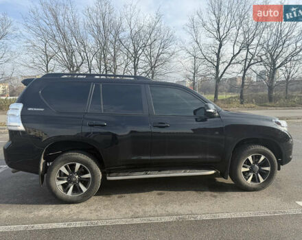 Черный Тойота Ленд Крузер Прадо, объемом двигателя 3.96 л и пробегом 93 тыс. км за 27000 $, фото 3 на Automoto.ua