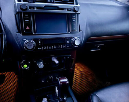 Черный Тойота Ленд Крузер Прадо, объемом двигателя 3 л и пробегом 219 тыс. км за 28500 $, фото 6 на Automoto.ua