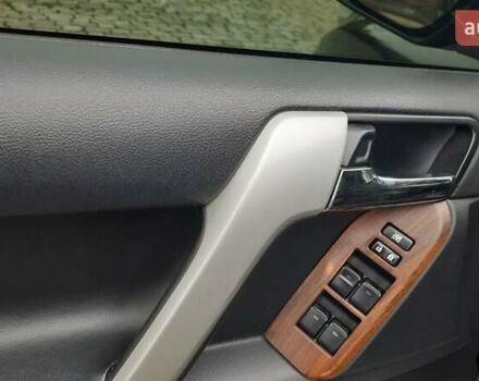 Черный Тойота Ленд Крузер Прадо, объемом двигателя 2.98 л и пробегом 240 тыс. км за 29500 $, фото 9 на Automoto.ua