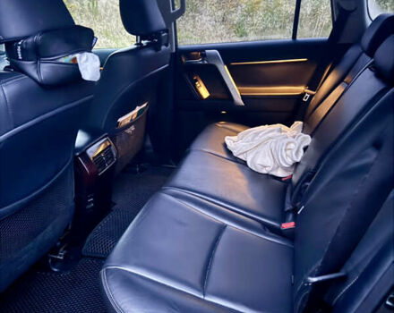 Черный Тойота Ленд Крузер Прадо, объемом двигателя 3 л и пробегом 219 тыс. км за 28500 $, фото 4 на Automoto.ua