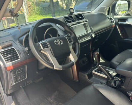 Черный Тойота Ленд Крузер Прадо, объемом двигателя 3 л и пробегом 220 тыс. км за 30500 $, фото 7 на Automoto.ua