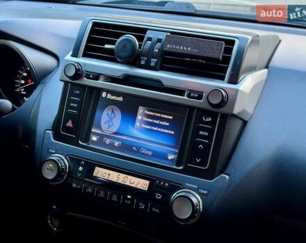 Черный Тойота Ленд Крузер Прадо, объемом двигателя 3 л и пробегом 140 тыс. км за 31000 $, фото 13 на Automoto.ua