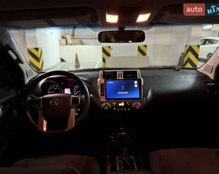 Черный Тойота Ленд Крузер Прадо, объемом двигателя 2.7 л и пробегом 120 тыс. км за 24500 $, фото 8 на Automoto.ua