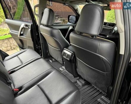 Черный Тойота Ленд Крузер Прадо, объемом двигателя 3 л и пробегом 132 тыс. км за 35900 $, фото 34 на Automoto.ua