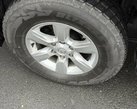 Черный Тойота Ленд Крузер Прадо, объемом двигателя 2.69 л и пробегом 120 тыс. км за 24900 $, фото 11 на Automoto.ua