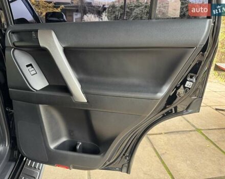 Черный Тойота Ленд Крузер Прадо, объемом двигателя 3 л и пробегом 132 тыс. км за 35900 $, фото 37 на Automoto.ua