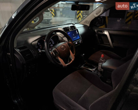 Черный Тойота Ленд Крузер Прадо, объемом двигателя 2.7 л и пробегом 120 тыс. км за 24500 $, фото 7 на Automoto.ua