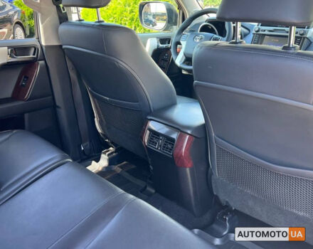 Чорний Тойота Ленд Крузер Прадо, об'ємом двигуна 3 л та пробігом 151 тис. км за 33700 $, фото 6 на Automoto.ua