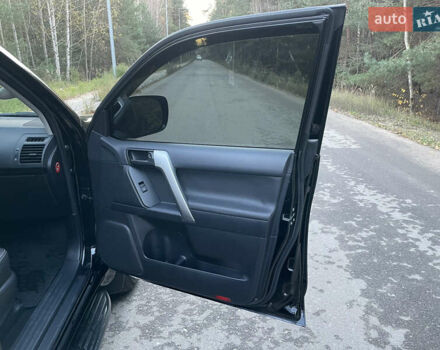 Черный Тойота Ленд Крузер Прадо, объемом двигателя 2.69 л и пробегом 102 тыс. км за 31000 $, фото 10 на Automoto.ua