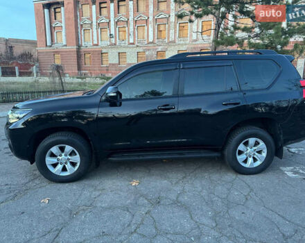 Черный Тойота Ленд Крузер Прадо, объемом двигателя 2.76 л и пробегом 65 тыс. км за 41000 $, фото 3 на Automoto.ua