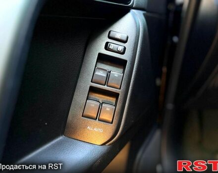 Черный Тойота Ленд Крузер Прадо, объемом двигателя 2.7 л и пробегом 160 тыс. км за 28000 $, фото 12 на Automoto.ua