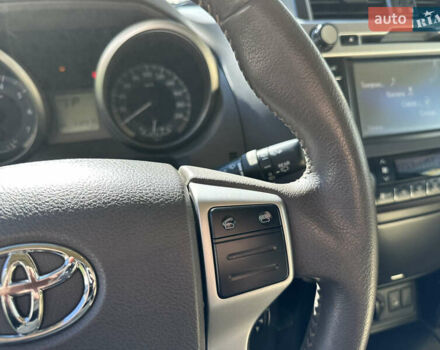 Черный Тойота Ленд Крузер Прадо, объемом двигателя 4 л и пробегом 110 тыс. км за 33900 $, фото 43 на Automoto.ua