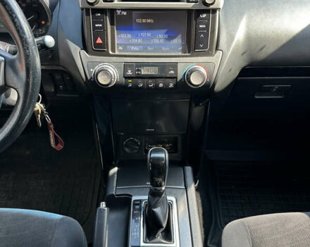 Черный Тойота Ленд Крузер Прадо, объемом двигателя 2.7 л и пробегом 122 тыс. км за 26400 $, фото 29 на Automoto.ua